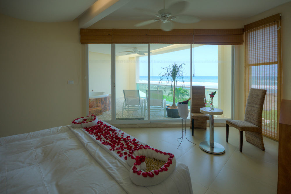 Artisan Playa Esmeralda Family Beach Hotel Playa Chachalacas Ngoại thất bức ảnh